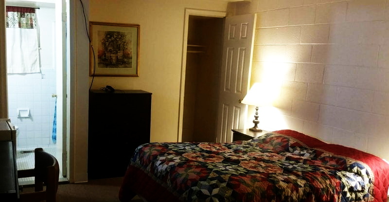 Starlite Motel (Skipper Motel) - From Web Listing